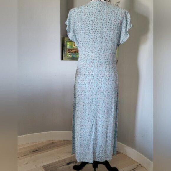 EsQualo Light and Flowy Summer Maxi Dress NWT Sz 10 - Picture 10 of 11